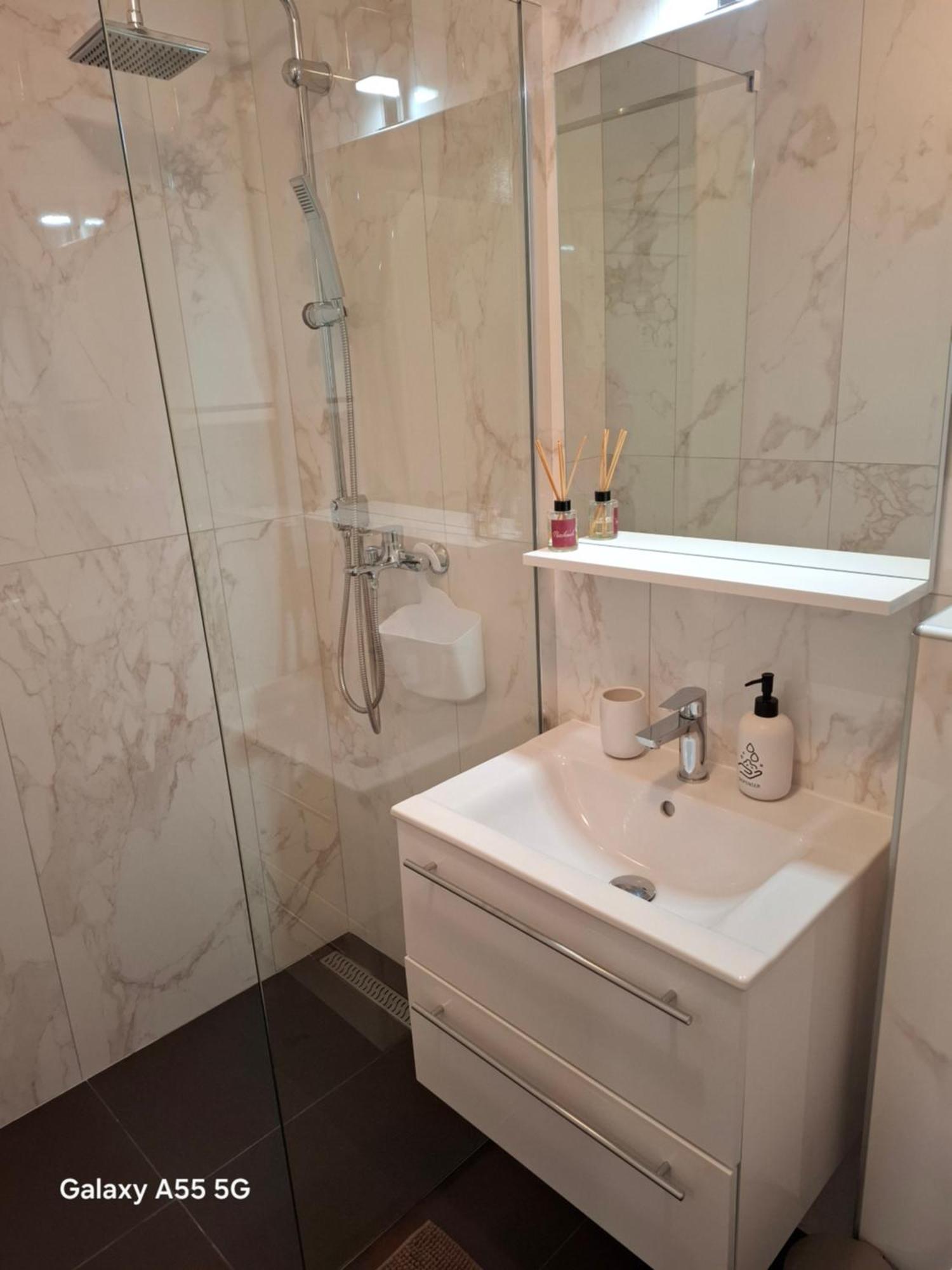 Studio apartma Franca Umago Esterno foto
